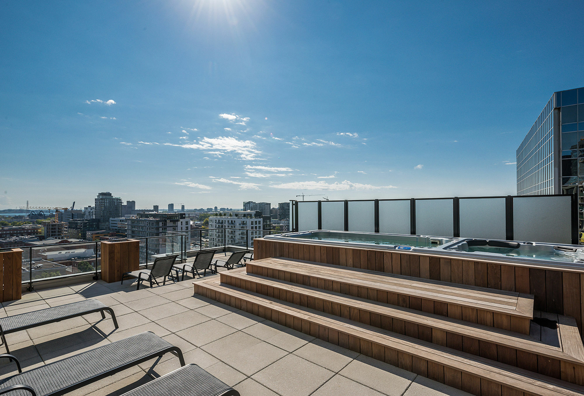 Apartamento Vibrant 2Br In Old Montreal By Sonder Exterior foto